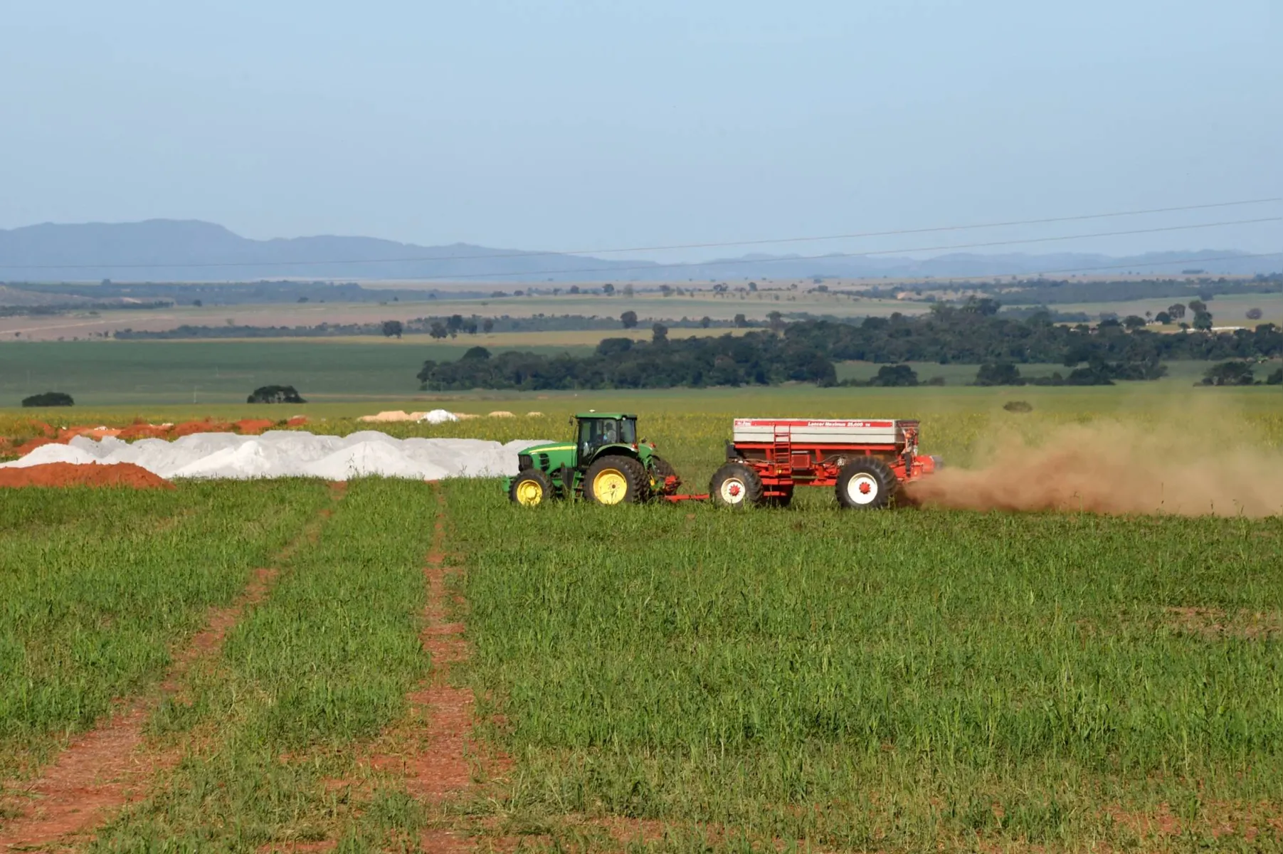 Em Goiás, fazenda utiliza remineralizadores. O setor agrícola brasileiro está, cada vez mais, se voltando para alternativas naturais