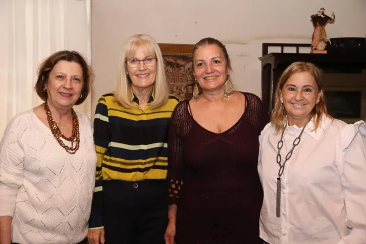 Marinilce Ferreira, Terezinha Scandelae, Vania Videira e Felícia Watanabe