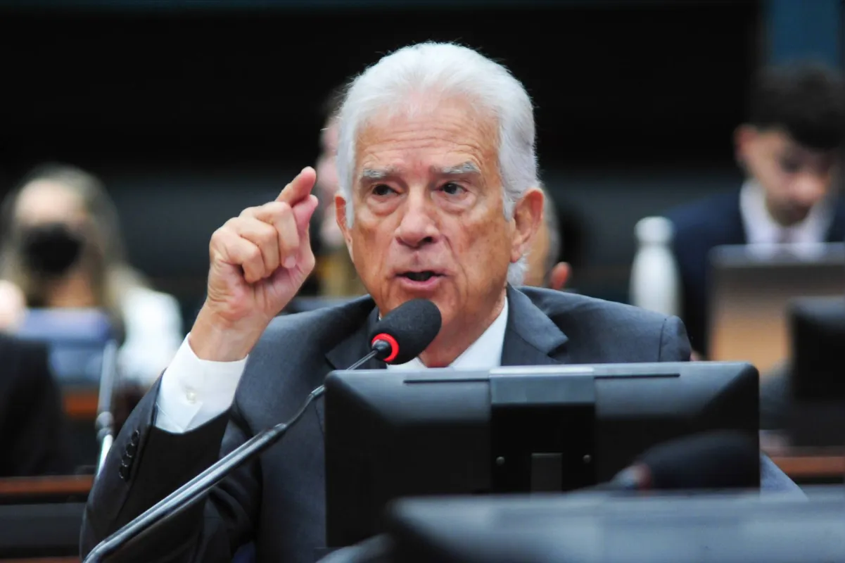 Imagem ilustrativa da imagem Aposentadoria compulsória concentra maioria das punições a juízes