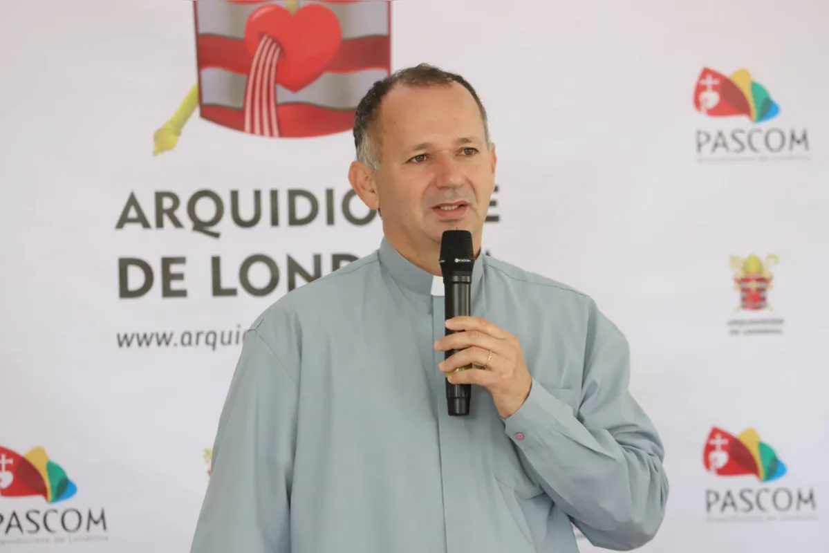 "Ainda não tenho o conhecimento e a dimensão profunda (da nova missão) e isso vai ser com a vida e com o tempo, mas abraço com muita disponibilidade, humildade e amor", afirma padre Marcos