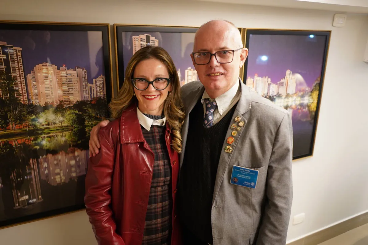 Patricia Scandelae e Artur Harbs