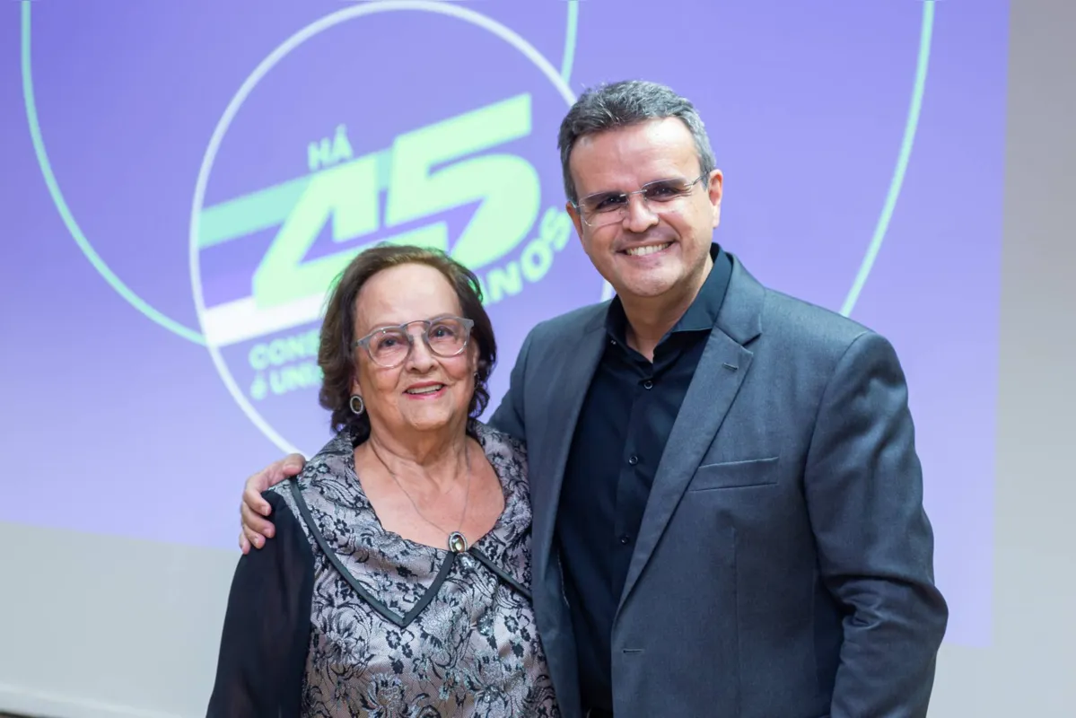 Rodolfo Montosa e a mãe, Leontina