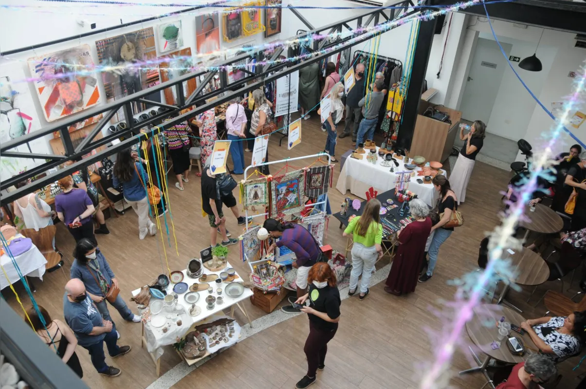 Sesc Cadeião foi palco da feira, considera vitrine de artesãos de Londrina
