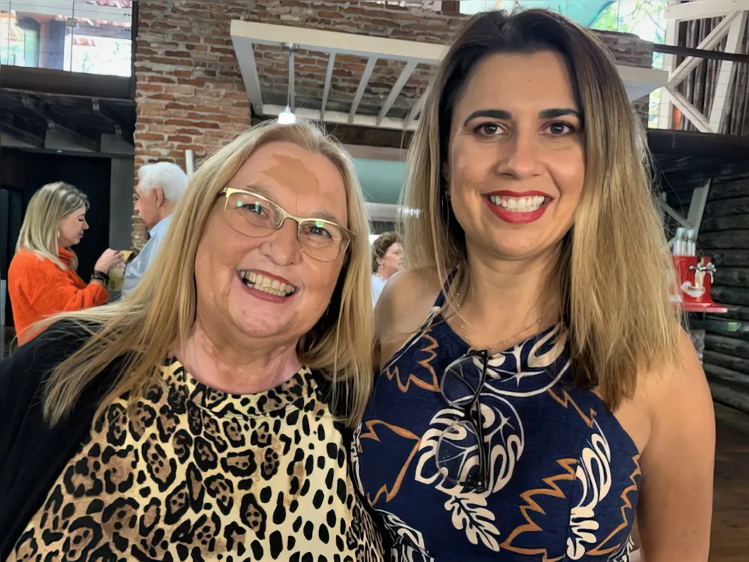 Selma Roelis e Ana Carolina Ghelardi