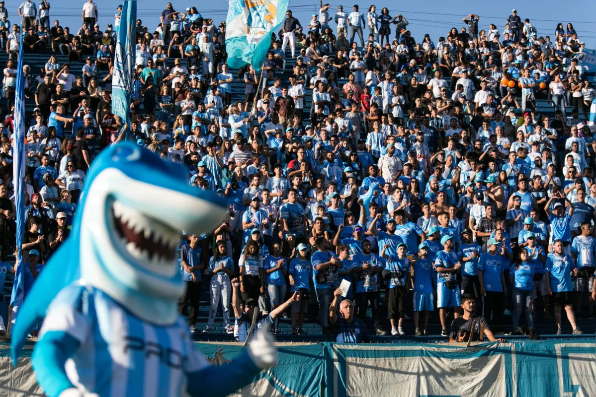 Torcida fez grande festa no estádio do Café no maior público do ano