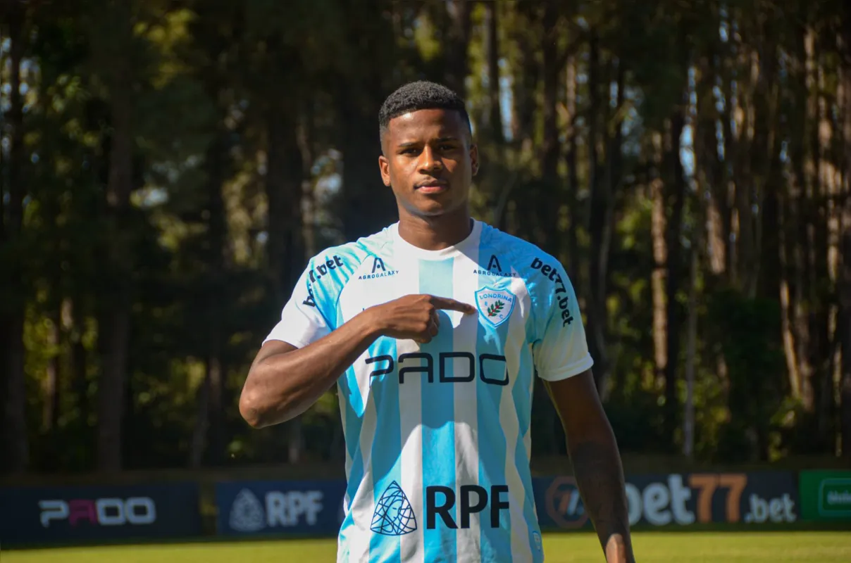 O zagueiro Gustavo Lopes, que estava no Grêmio Prudente-SP, foi apresentado como nova contratação nesta quinta