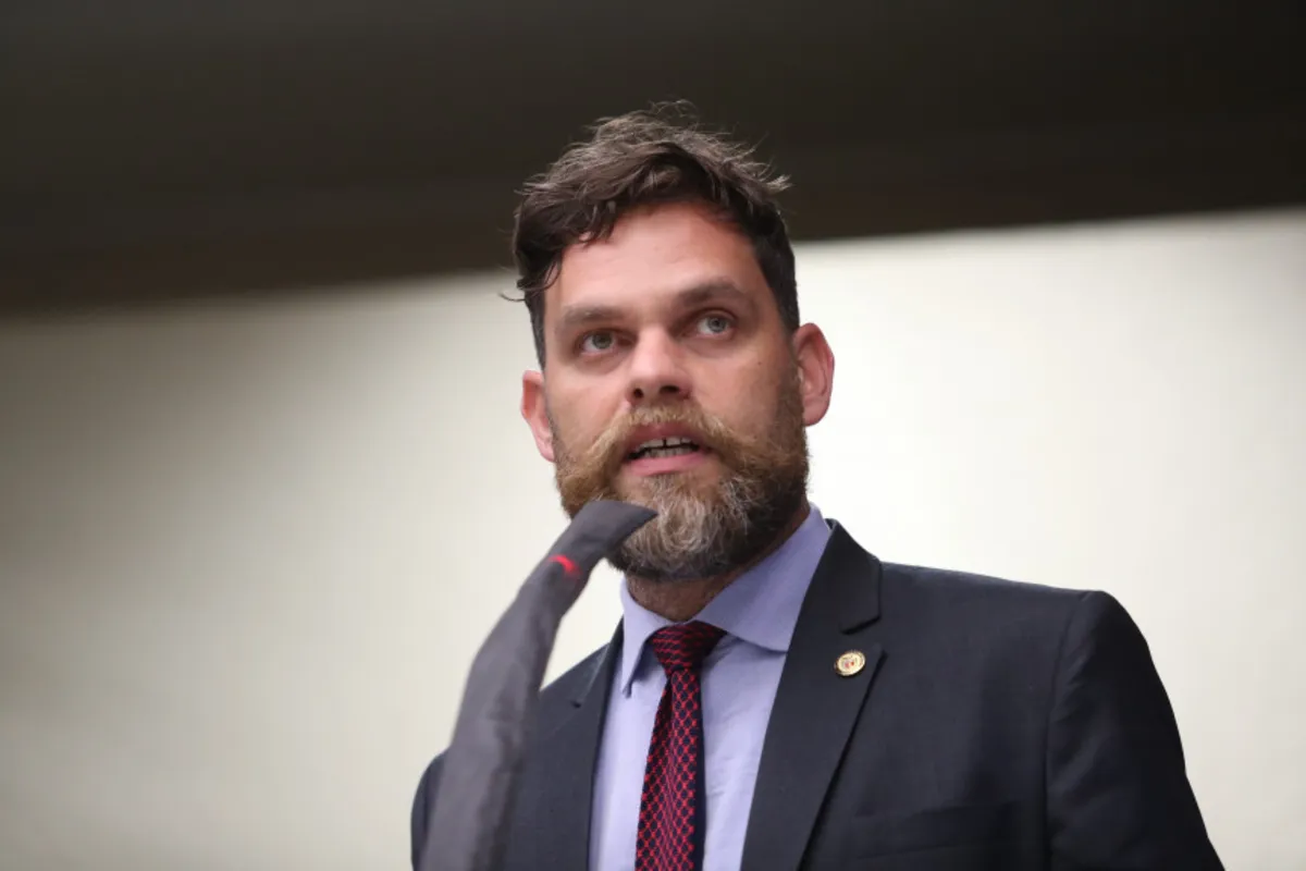 Imagem ilustrativa da imagem Oposição tentará ADI contra promulgação de lei sobre resíduos sólidos