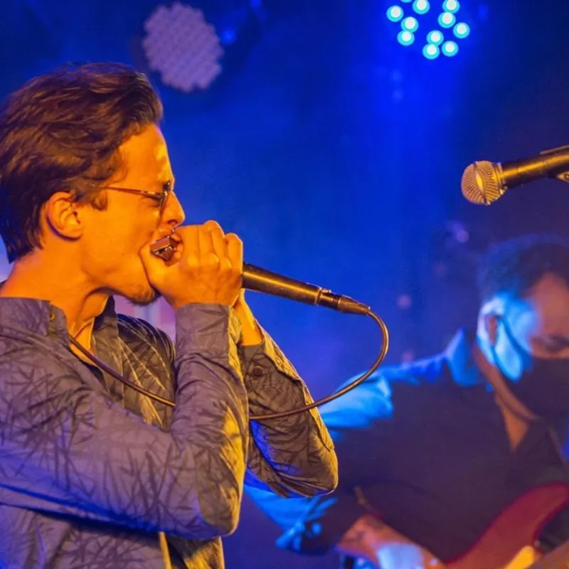 A programação musical começa nesta quinta (2) com Igor Kasuya, músico especialista em gaita diatônica, blues e saxofone