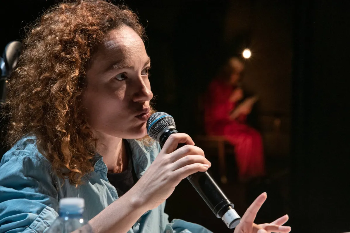 Janaína Leite tem o documentário cênico como linha de pesquisa