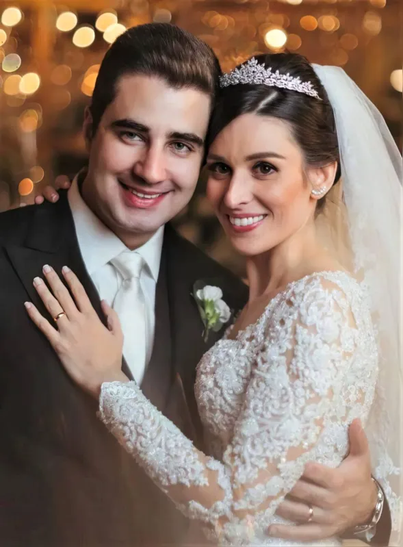 Os noivos Caroline e Luis Augusto