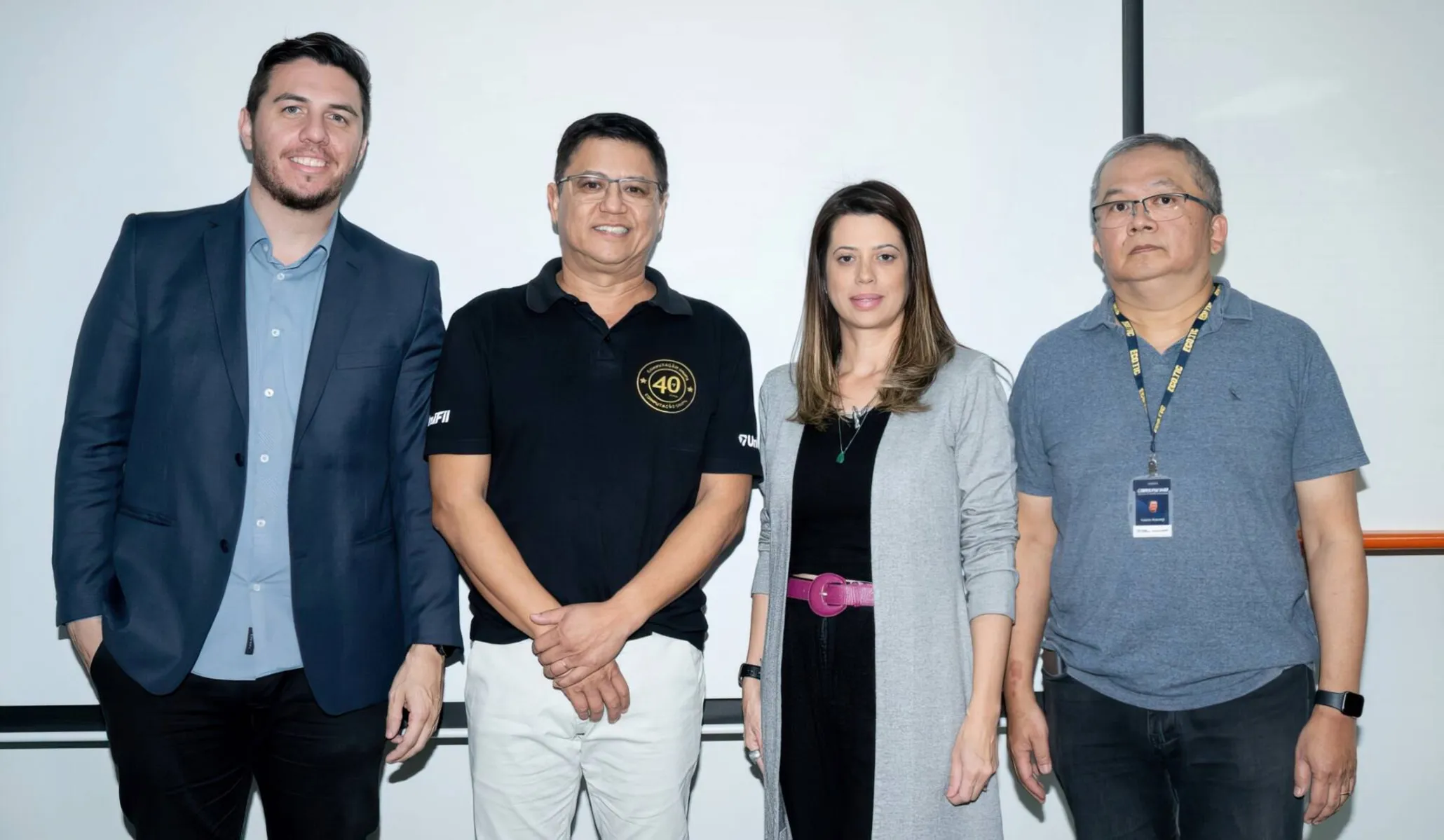 Roberto Moreira (Codel),  Sergio Tanaka (UniFil), Danúbia Brouco (Sebrae) e Lúcio Kamiji (TI Paraná): trabalho em conjunto com ecossistema de TI