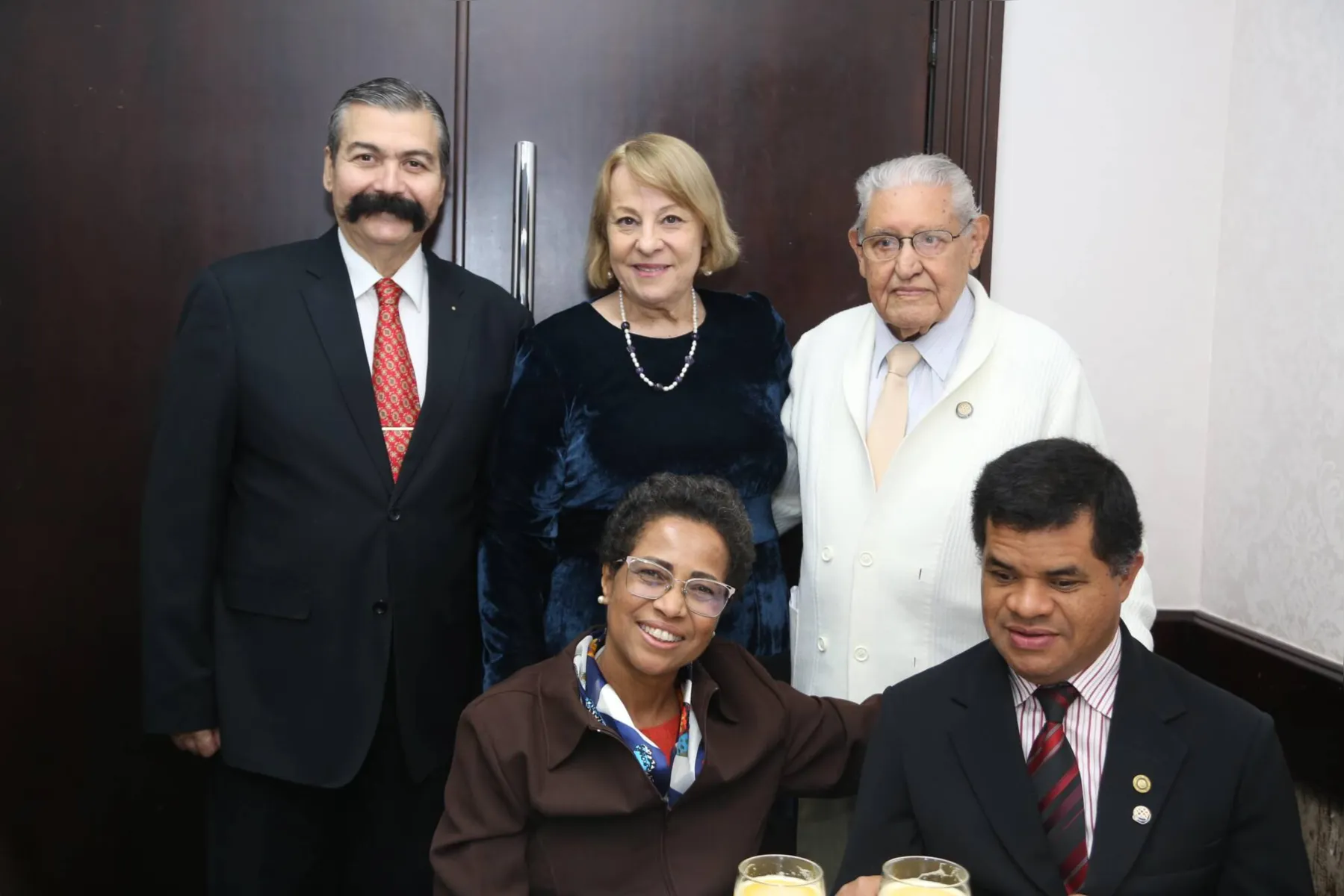 Alvino Aparecido Filho, Ivan Vaqueiro, João da Silva Lopes, Nilza Giroto e Rogério Lopes Franciscão durante o evento