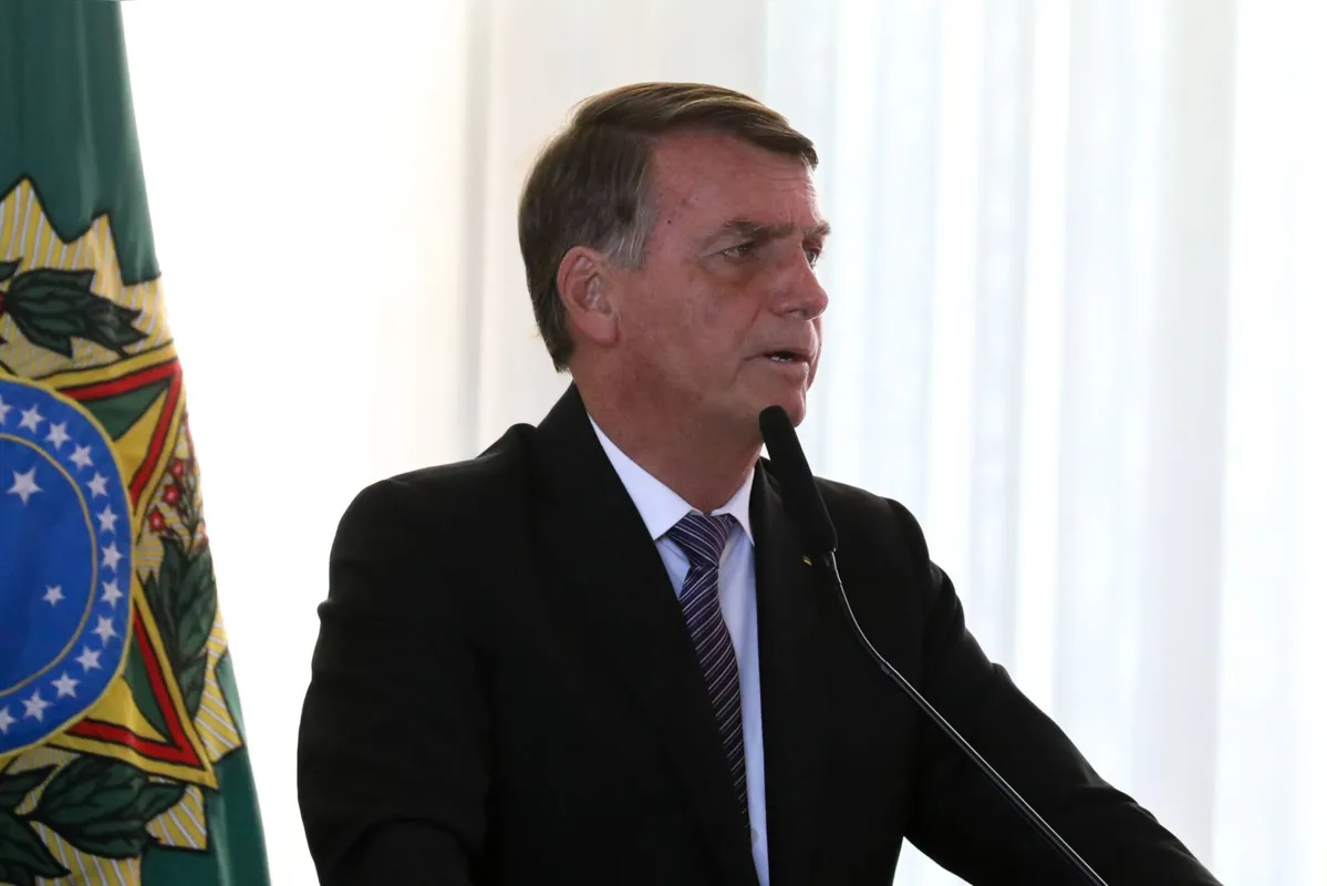 Imagem ilustrativa da imagem Bolsonaro sanciona lei de diretrizes do Orçamento de 2023