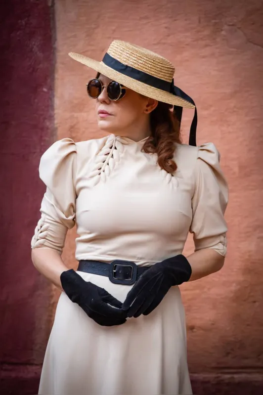 Úrsula (Bárbara Paz) rouba bebê de Heloísa (Paloma Duarte)
