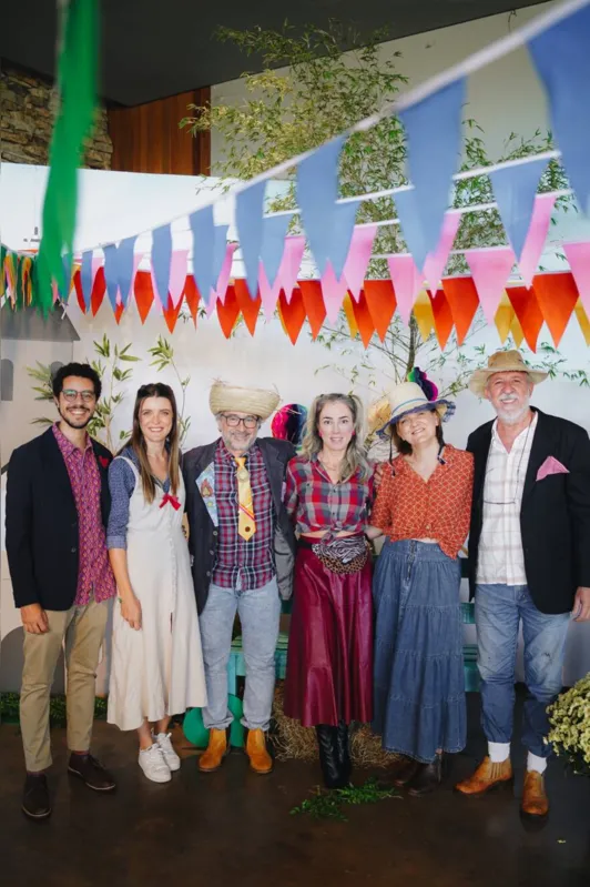 Marcela Turazzi Diniz, Gabriel Rufini Galvão, Dr. André Bortolieiro, Cláudia Jacqueline Barros de Brito, Dra. Maria Cristina Quintas Turazzi Diniz e Dr Rui Cepil Diniz