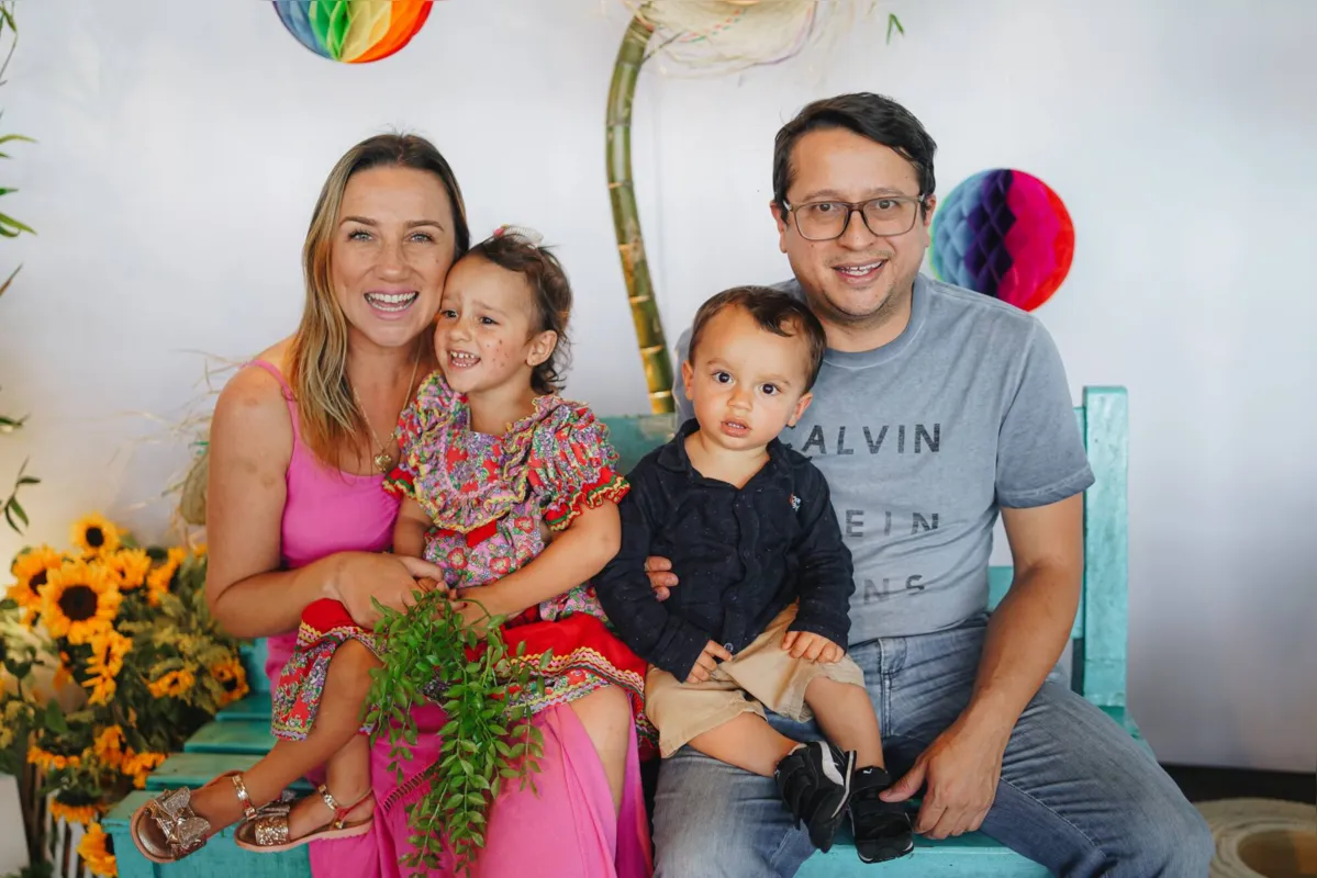 Heliane Figueiredo e Dr. Cesar Daniel Macedo e filhos