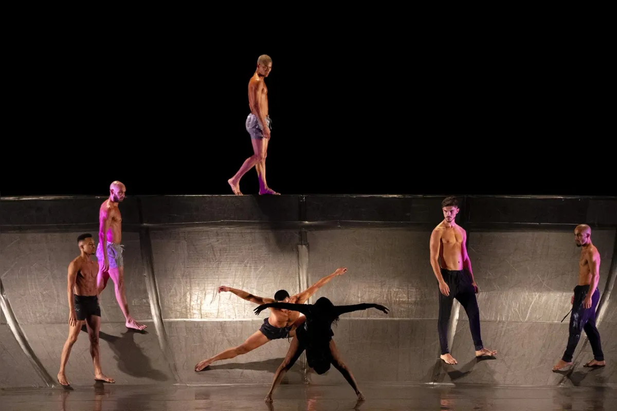 "Relações", da Curitiba Cia de Dança, abre a programação neste sábdo (13) no Ouro Verde