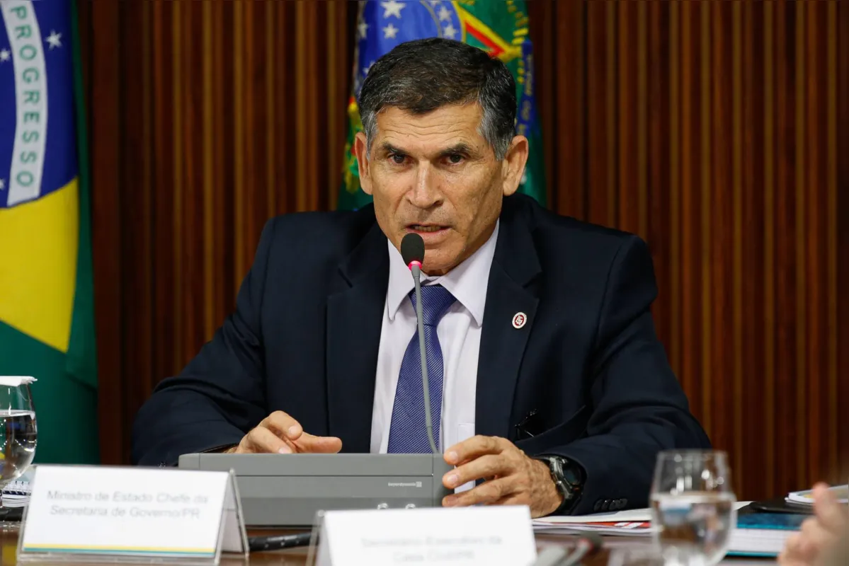 Santos Cruz é conhecido na ONU por ter atuado em duas missões de paz, no Haiti e na República Democrática do Congo