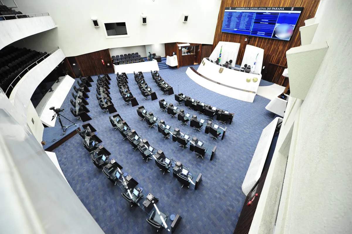 Imagem ilustrativa da imagem Quase 80% dos deputados estaduais tentam a reeleição no Paraná