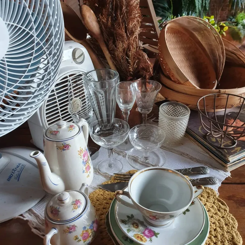 Louças, quadros e antiguidades também estarão à venda no Bazar Recicla