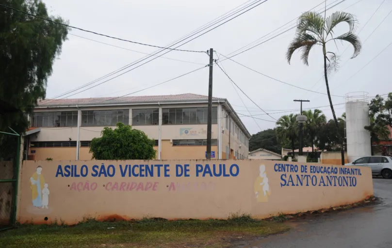 O Asilo São Vicente de Paulo e o Lar Santo Antônio foram fundados em 1958