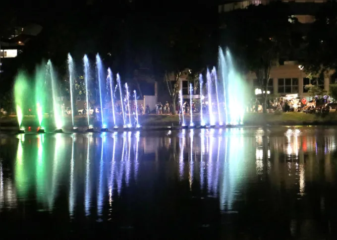Decoração de Natal em Londrina terá passarela sobre o lago Igapó