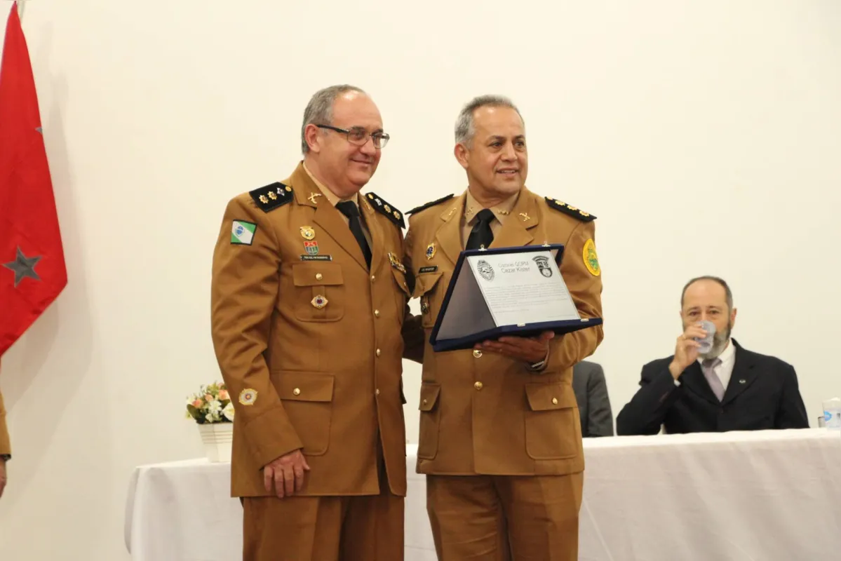 O tenente-coronel da Polícia Militar do Paraná, Jeferson Luís de Souza, substitui o agora oficial da reserva coronel Cesar Kister.