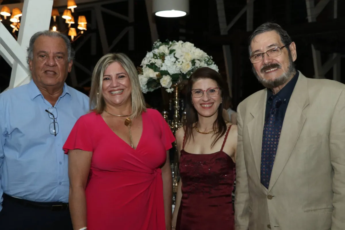 Antônio Carlos C.de Freitas, Ivonete de Fátima D. Freitas, Nelson Yasuo Fujita e Norma Nabut Fujita