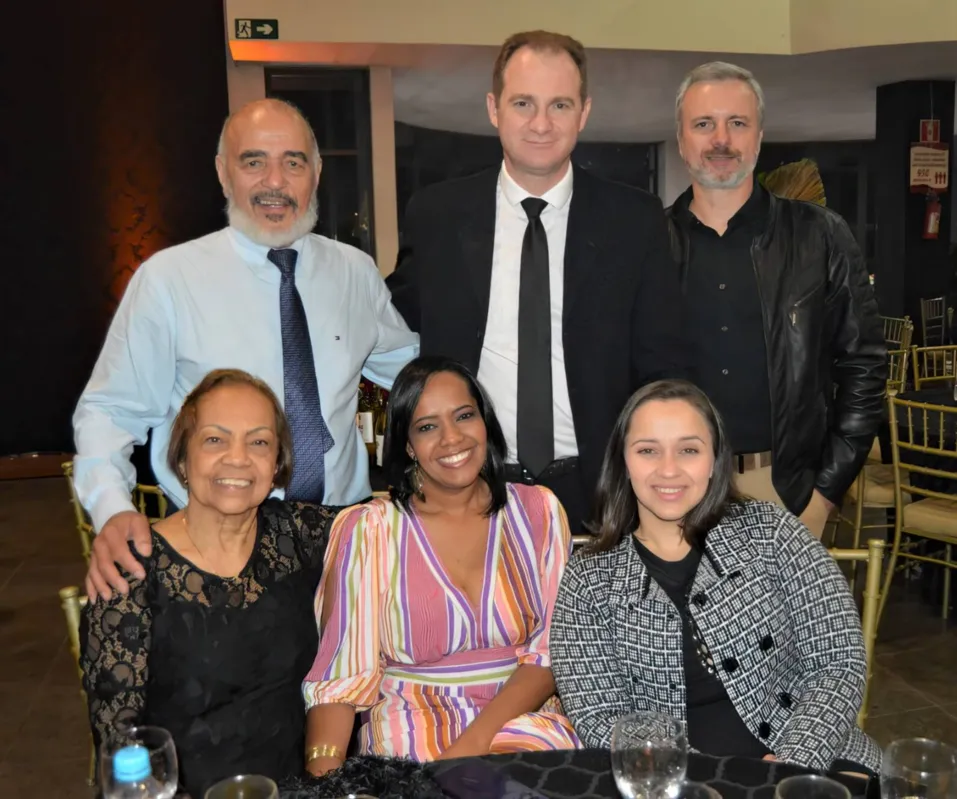 O diretor social Joelito Lopes, Cristiano Zulin, Marcelo Bandeira, Rachel Lopes, Juliana Lopes e Dulce Zulin