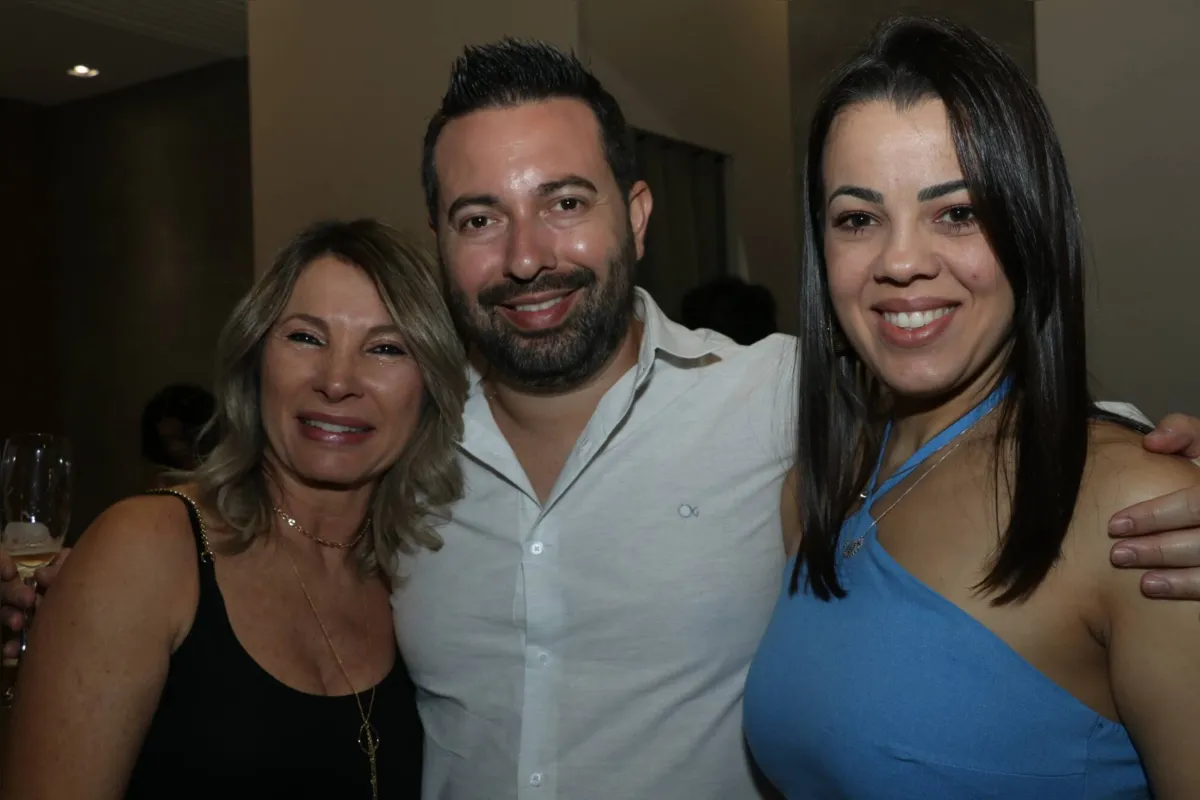 Sarita Pieroli, Bruno Pieroli Dias e Caren Araújo Pieroli Dias