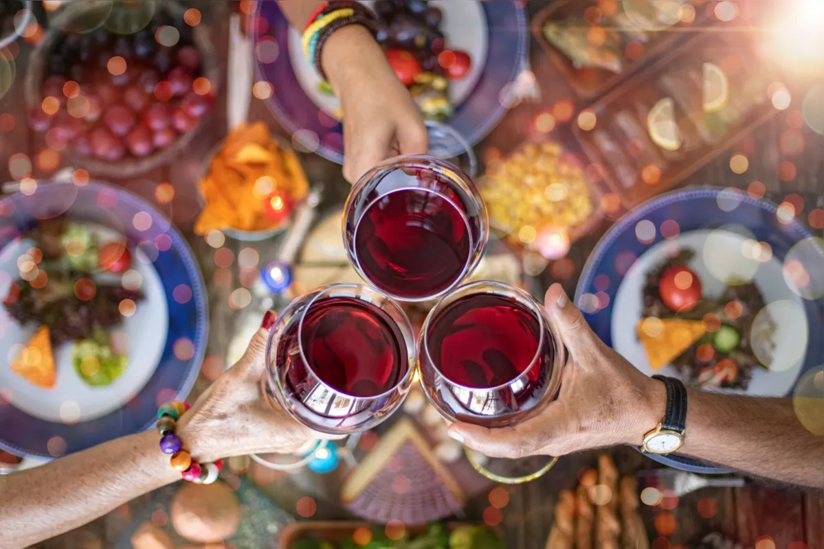 os vinhos podem harmonizar com as entredinhas ou com a ceia