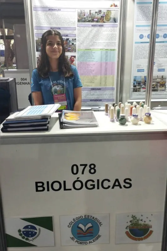 Gabrieli Monique Campos., de Toledo, é responsável pelo projeto de avaliação do efeito de biofilme comestível