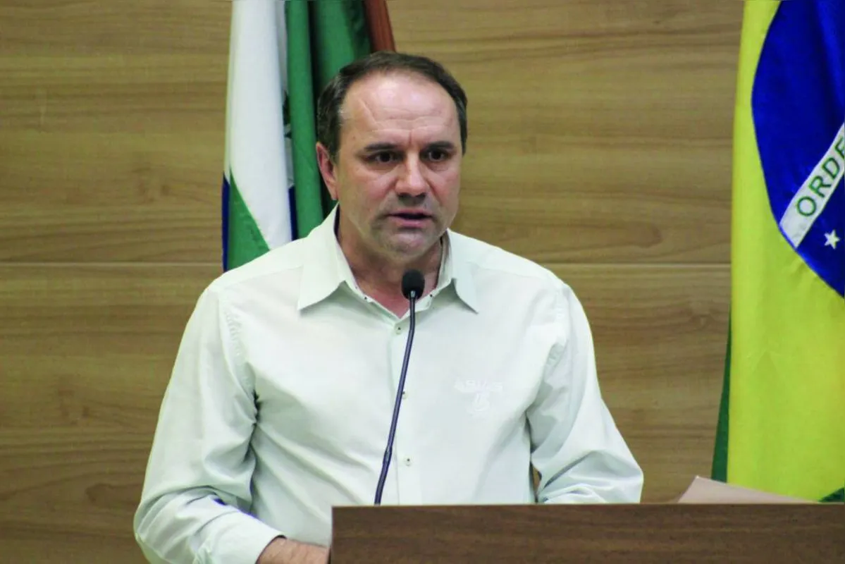 Imagem ilustrativa da imagem Arias recebe Moção de Aplauso do Legislativo de Pato Branco