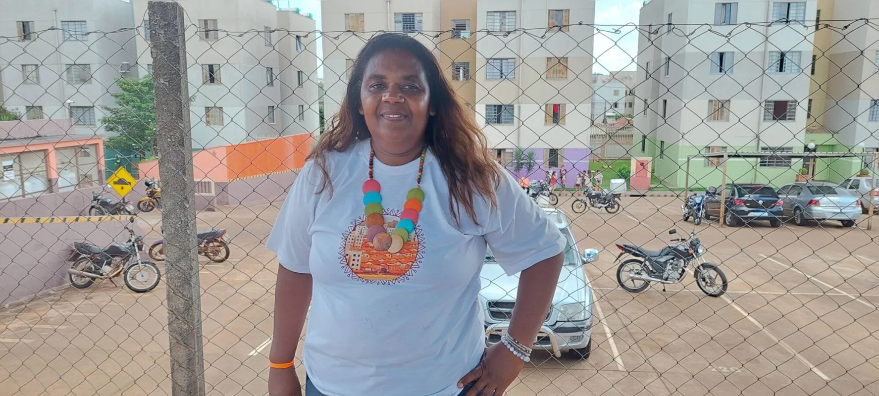 Vera Cristina Vieira, presidente da associação de moradores:  “Os materiais podem ser novos ou usados, desde que estejam em boas condições”