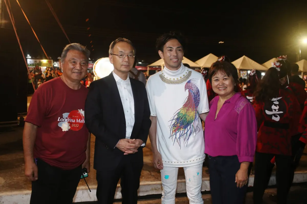 Luiz Shiroma, o cônsul geral do Japão em Curitiba, Keiji Hamada, atração internacional Reatmo e Miti Shiroma: a cobertura é destaque no canal da MultiTV, no YouTube, via “Gente com Nassif”