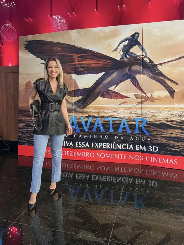 A influenciadora Sol Martins esteve entre as convidadas para a sessão, no Catuaí Shopping
