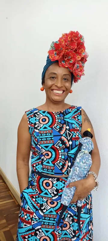 Gilza Santos, contadora de histórias: "A Biblioteca é um lugar que precisa ser ocupado por todos, a leitura é essencial em todas as formações"