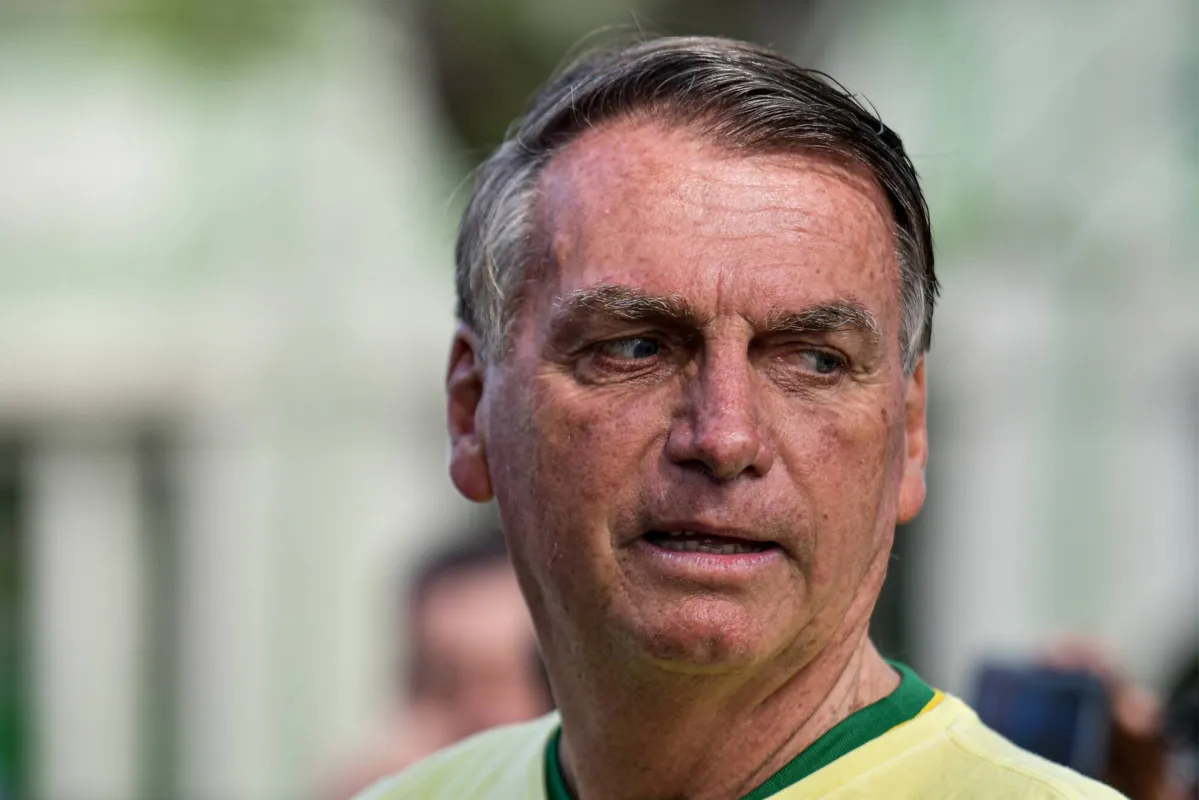 Imagem ilustrativa da imagem Bolsonaro é 1º presidente a perder reeleição e deixará cargo em dezembro