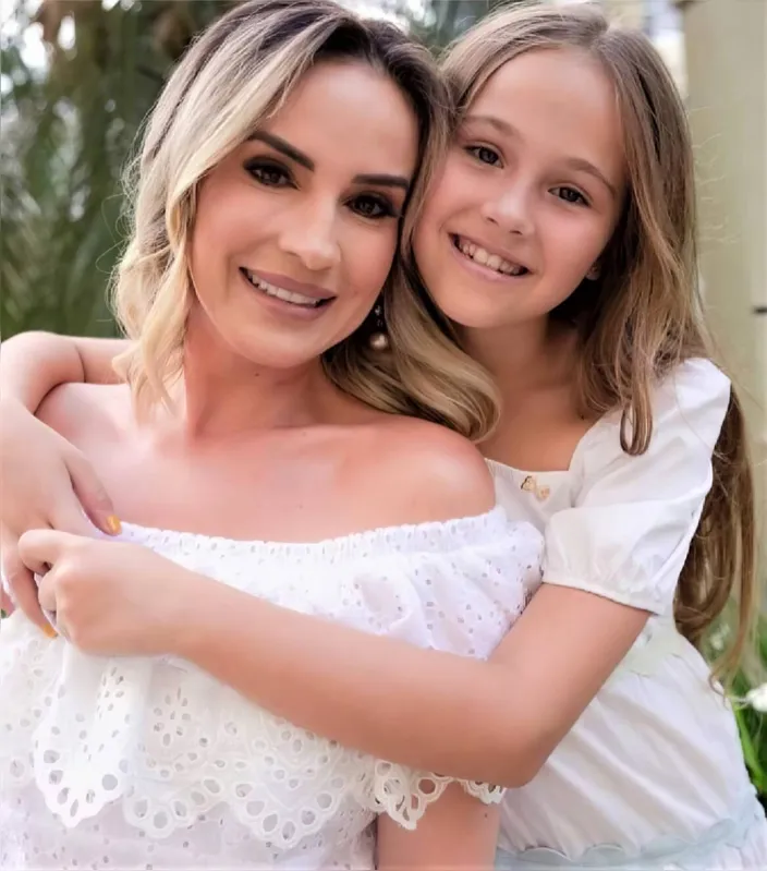 Patrícia e a bela filha Maria Vitória
