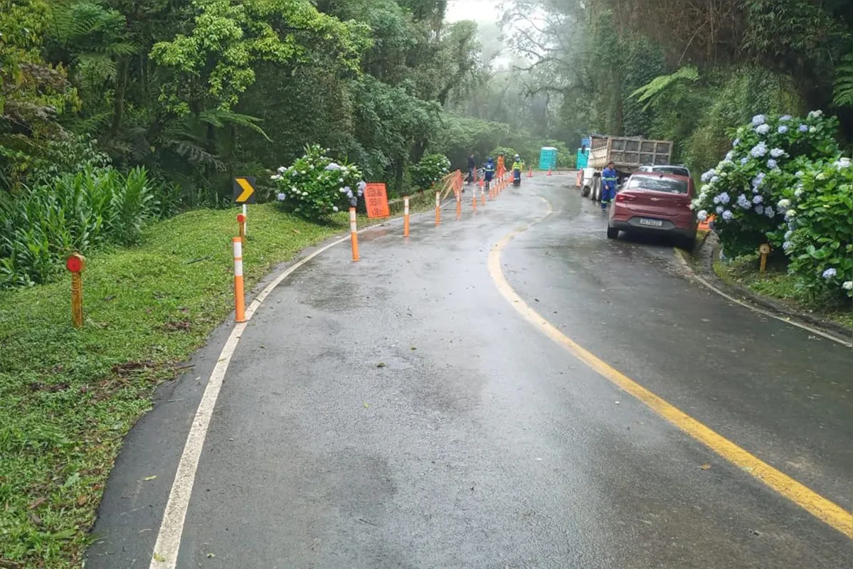 Outro ponto de acesso ao litoral do Paraná, a Estrada Graciosa terá o tráfego parcialmente liberado na tarde desta terça