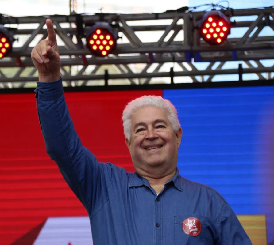 Imagem ilustrativa da imagem Candidatos ao governo aceleram agenda na reta final de campanha