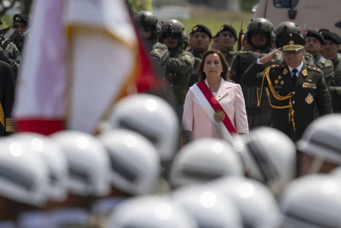 O mandato de Dina Boluarte como presidente terminará apenas em julho de 2026