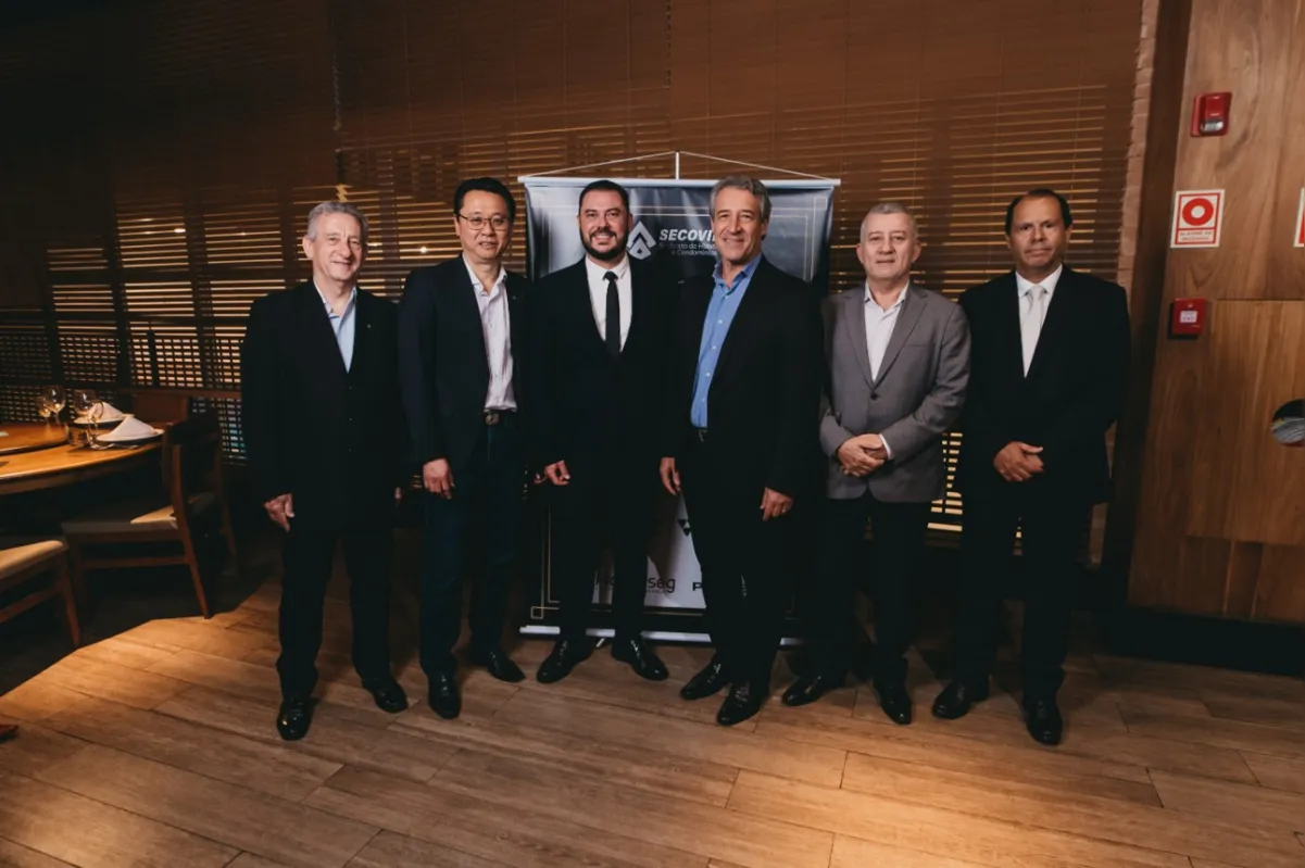 Marco Antonio Bacarin, Ricardo Hirodi Toyofuku, Paulo Eduardo de Oliveira, Gerson Guariente, Sandro Nóbrega e Marcos Roberto Mincachi Moura.