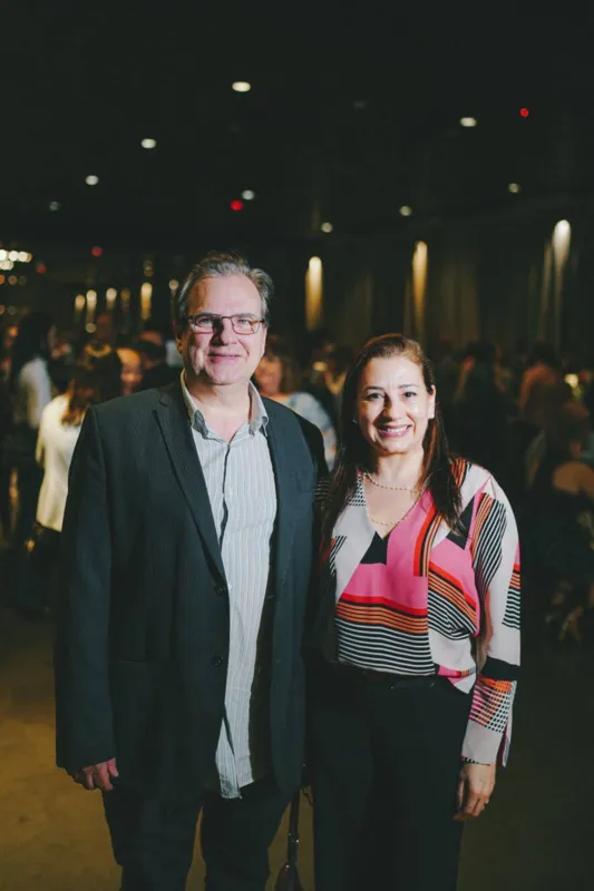 Dr. Ody Silveira Junior e Dra. Flaviane Pereira Martins