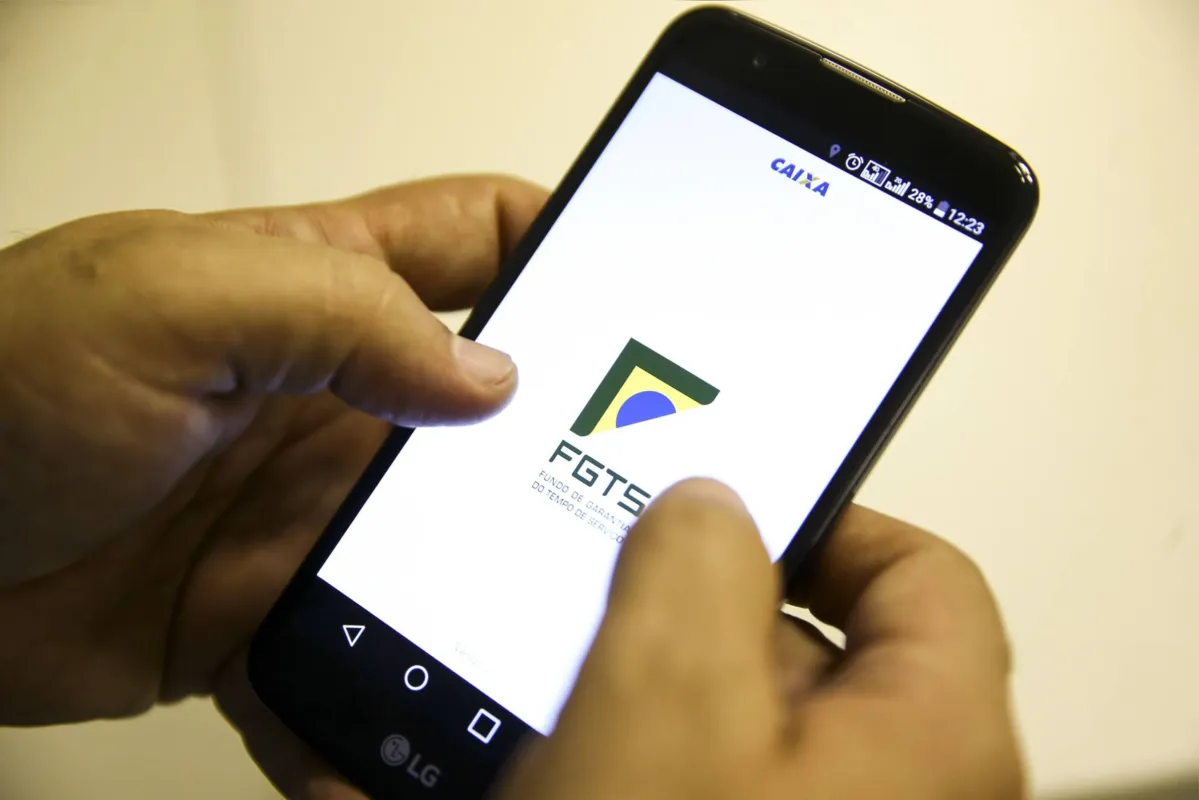 Somente famílias com renda mensal bruta de até R$ 4,4 mil poderão recorrer ao mecanismo, que poderá ser usado para a compra de apenas um imóvel por beneficiário