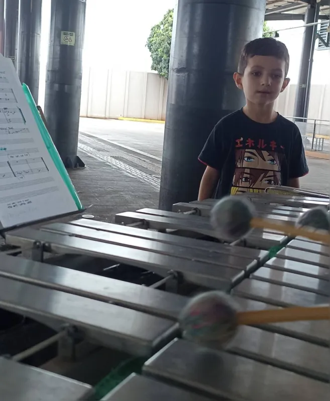Moisés Henrique Rodrigues, seis anos, gostou do que viu e ouviu