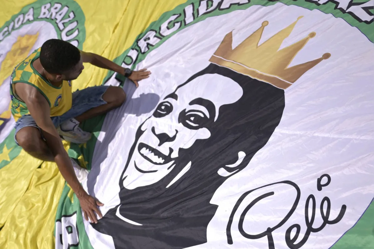 Imagem ilustrativa da imagem ESPAÇO ABERTO: Pelé e meu último tango