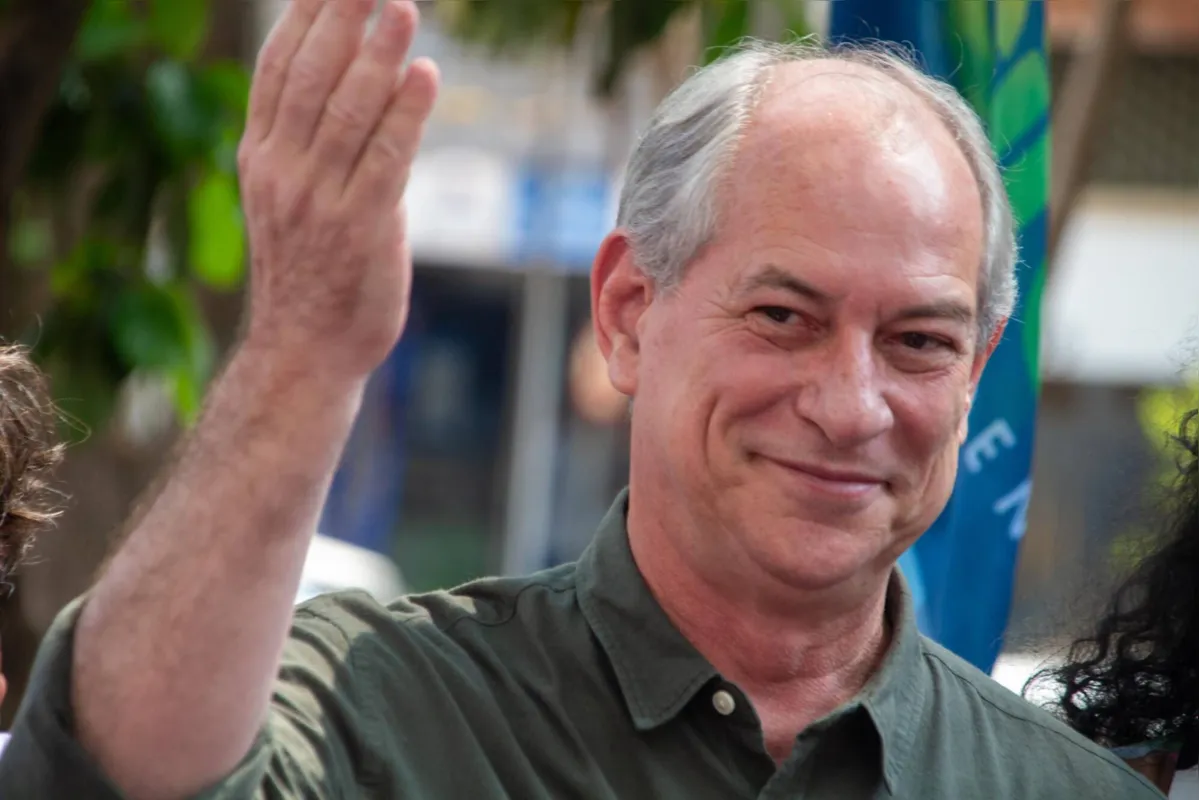 Imagem ilustrativa da imagem Em Londrina, Ciro Gomes fala em "restaurar autoridade da presidência"