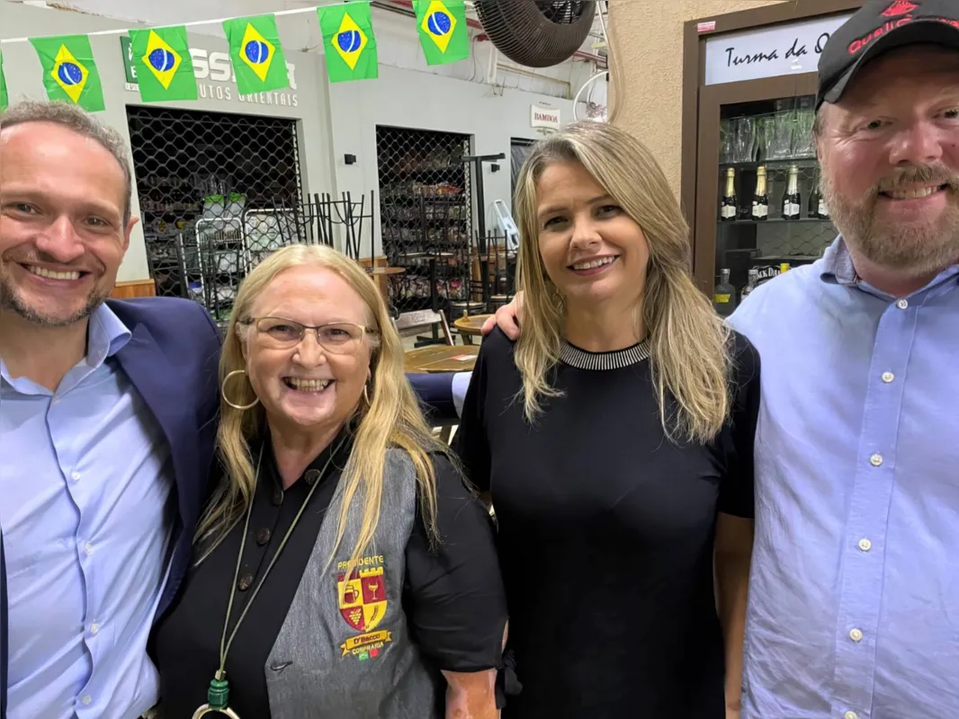 Hélio Venancio, a presidente da D’Bacco, Selma Roelis, Cylmara e Daniel Ubaldo