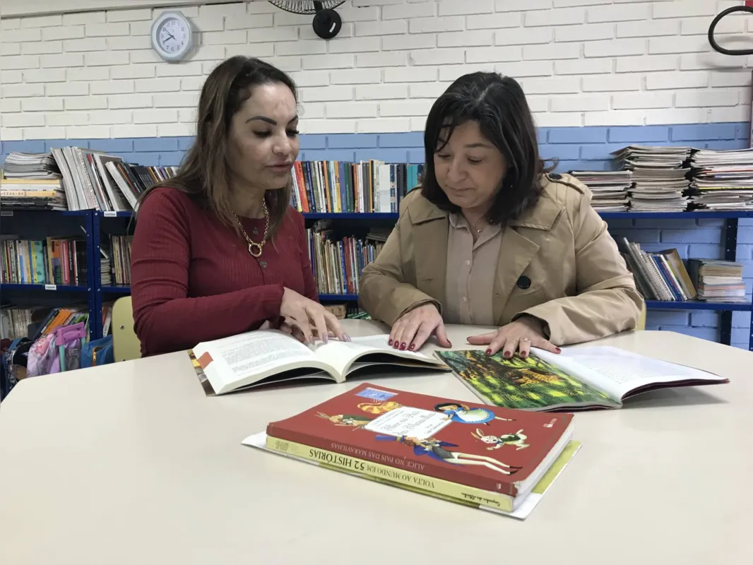 A diretora Nivea Maria Pedrosa e a coordenadora pedagógica Andréia Carvalho Moura
